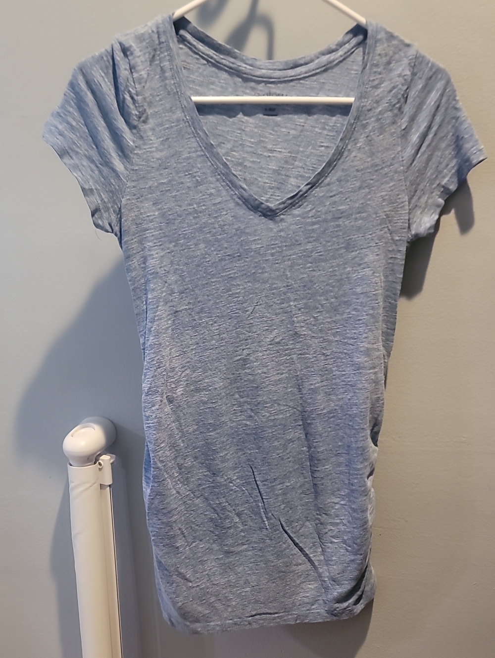 a:glow Maternity Light Blue Heathered V-Neck Short Sleeve Tee